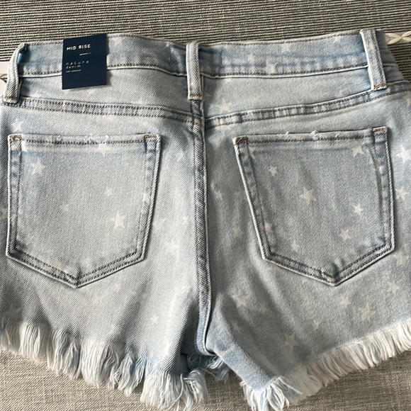 Mid-Rise Denim Shorts - Picture 3 of 3